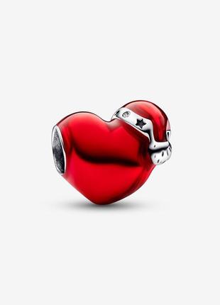 Серебряное шарм резьбовое красное сердце пандора pandora