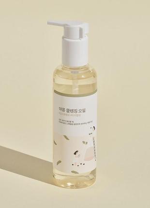 Гідрофільна олія з екстрактом чорних соєвих бобів round lab soybean cleansing oil