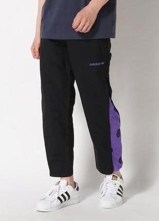 Спортивные штаны adidas adaptive pant hn03871 фото