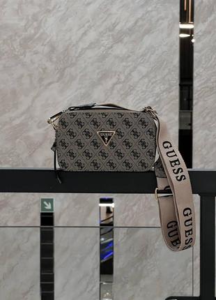 Женская сумочка guess the snapshot bag dark silver