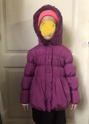 Куртка на девочку тепла 3-4 года