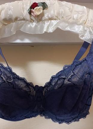 Бюст мягкая чашка р.34е