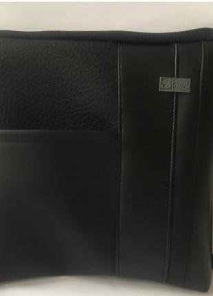 Чорна жіноча сумочка кроссбоди