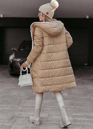 Куртка пальто жіноча тепла зимова на зиму базова з капюшоном утеплена хутром чорна бежева коричнева пуховик батал довга стьобана2 фото