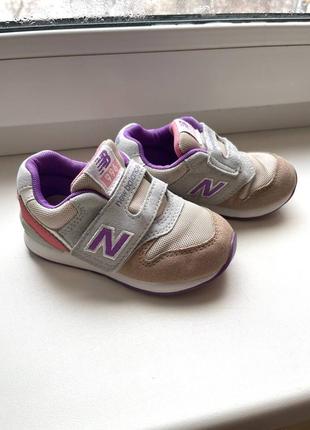 Кроссовки new balance 22 размер