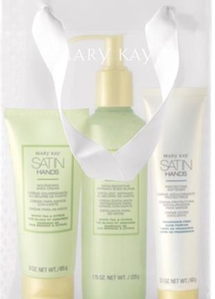 Набор бархатные ручки satin hands mary kay1 фото