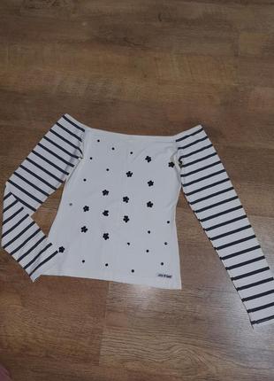 Кофта с открытыми плечами s-m
