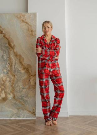 Байковая пижама в клеточку. рубашка с длинным рукавом и штаны в клеточку