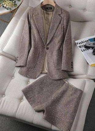Кашемировый костюм пиджак приталенный жакет мини шорты короткие комплект стильный базовый трендовый принт гусиная лапка серый коричневый2 фото