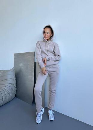 Спортивный костюм2 фото