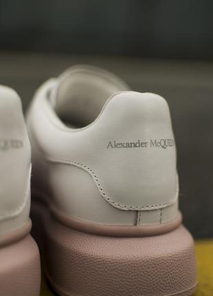 Женские кожаные кроссовки alexander mcqueen5 фото