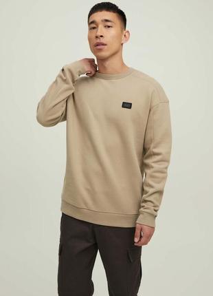Свитшот с утеплением на флисе оверсайз в бежевом цвете от jack &jones