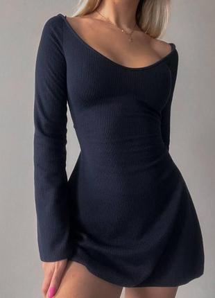 Трендовое платье со шнуровкой на спине завязками корсетом декольте рукавами клеш короткая свободного кроя мини вз ангоры рубчик утепленная теплая2 фото