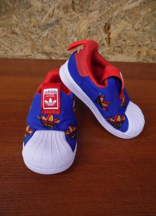 Кроссовки adidas