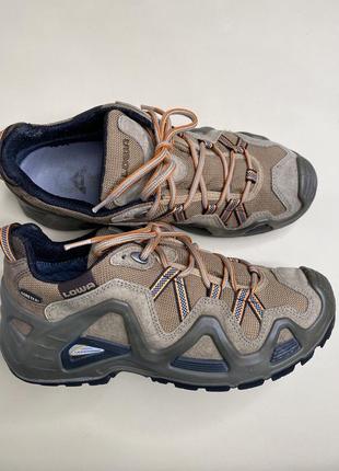 Кроссовки мужские lowa gore tex.