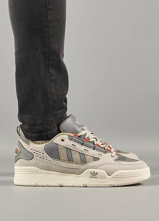 Шикарные стильные кроссовки "adidas originals adi2000"