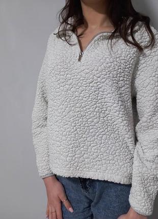 Очень тепленький свитерик тедди)