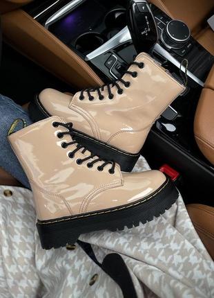 Жіночі черевики dr. martens jadon patent beige fur зима знижка sale | smb