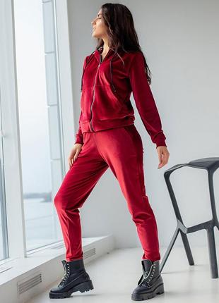 Червоний велюровий костюм кофта + штани | 659974 фото