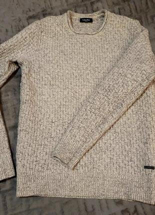 Шерстяной свитер бренда calvin klein