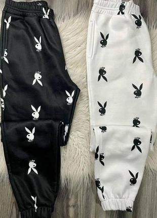 Женские теплые штаны-джоггеры из трехнитки на флисе с принтом заяц размеры 42-48