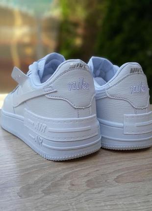 Жіночі кросівки  nike air force 1 shadow білі з блакитним і пудрою5 фото