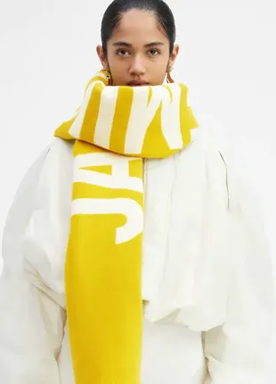 Оригинальный шерстяной шарф jacquemus logo jacquard fringed edge scarf1 фото