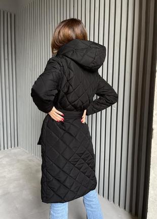 Жіноче зимове пальто