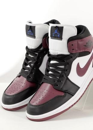 Мужские кроссовки nike air jordan 1 retro white black burgundy бордового с черным и белым цветов