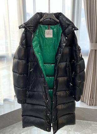 Пухове пальто moncler