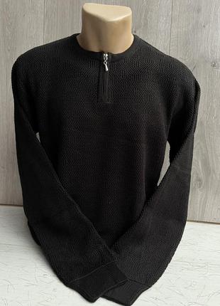 Чорний чоловічий молодіжний светр1 фото