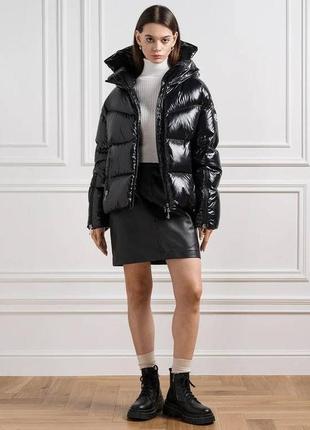 Пуховик moncler