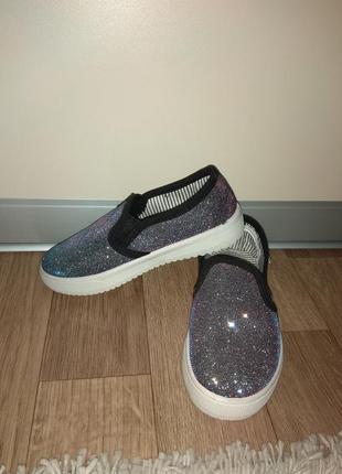 Мокасины на девочку