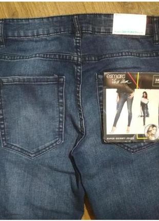 Классные стильные джинсы с потертостями esmara, р. 345 фото