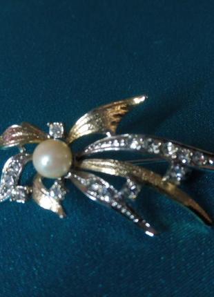 Брошка европа