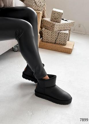 Стильні чорні жіночі зимові уггі з хутром шкіряні/натуральна шкіра-жіноче взуття на зиму8 фото
