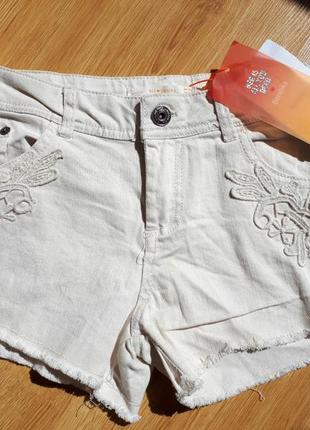 Шорти жіночі котонові нові bershka айворі з мереживом білі