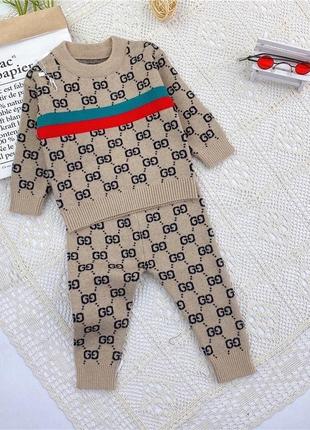 ✏шикарний костюм для дівчат та хлопців