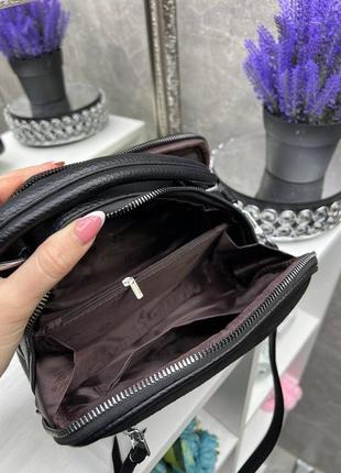 Женская черная замшевая сумка с ручкой на два отделения3 фото