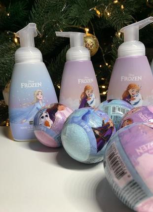 Пенка-мыло и бомбочка «крылое сердце»,эльза и анна☃️❄️🎄