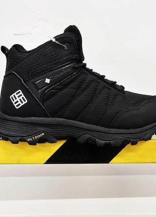Зимові черевики columbia outdoor чорні (хутро)