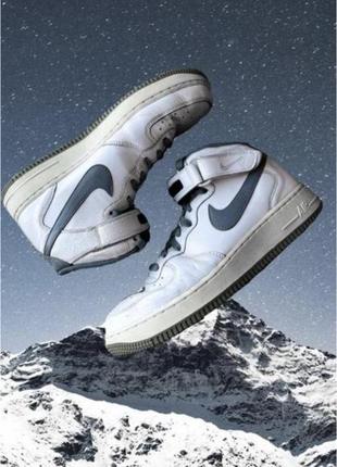 Шкіряні кросівки nike zoom hyperfuse low womens tops shoes оригінальні високі білі