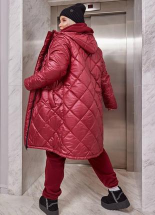Качественная мягкая современная теплая куртка стеганая с капюшоном9 фото
