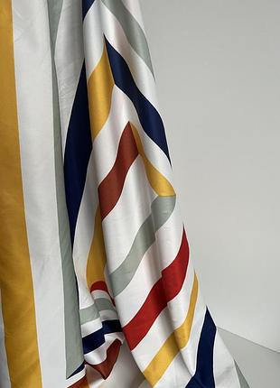 Хустка з геометричним принтом