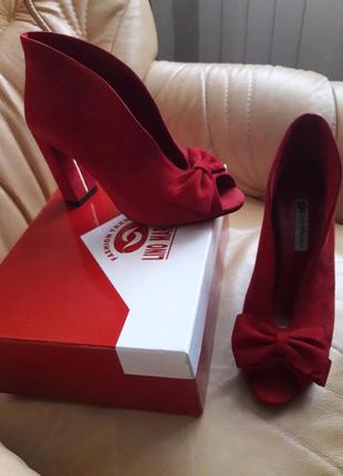 Дуже красиві