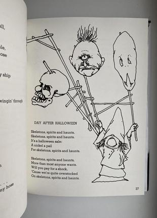 Продам книгу "a light in the attic" шелла сольверстейна7 фото