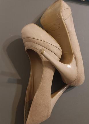 І
 женские туфли на высокой платформе из искусственной замши new look.6 фото