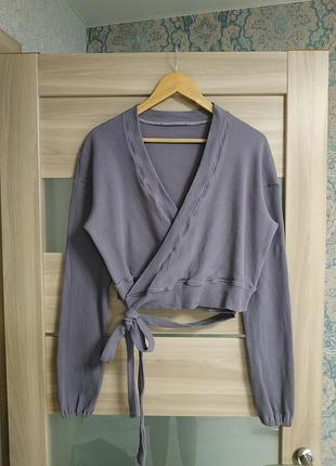 Гарний світшот на запах