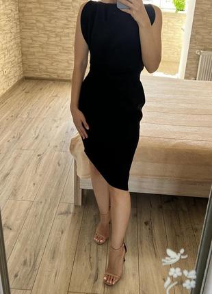 Нарядное вечернее ассиметричное черное платье миди