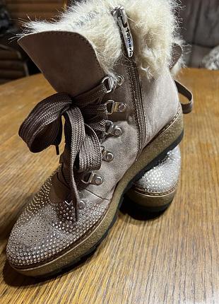 Ботинки женские